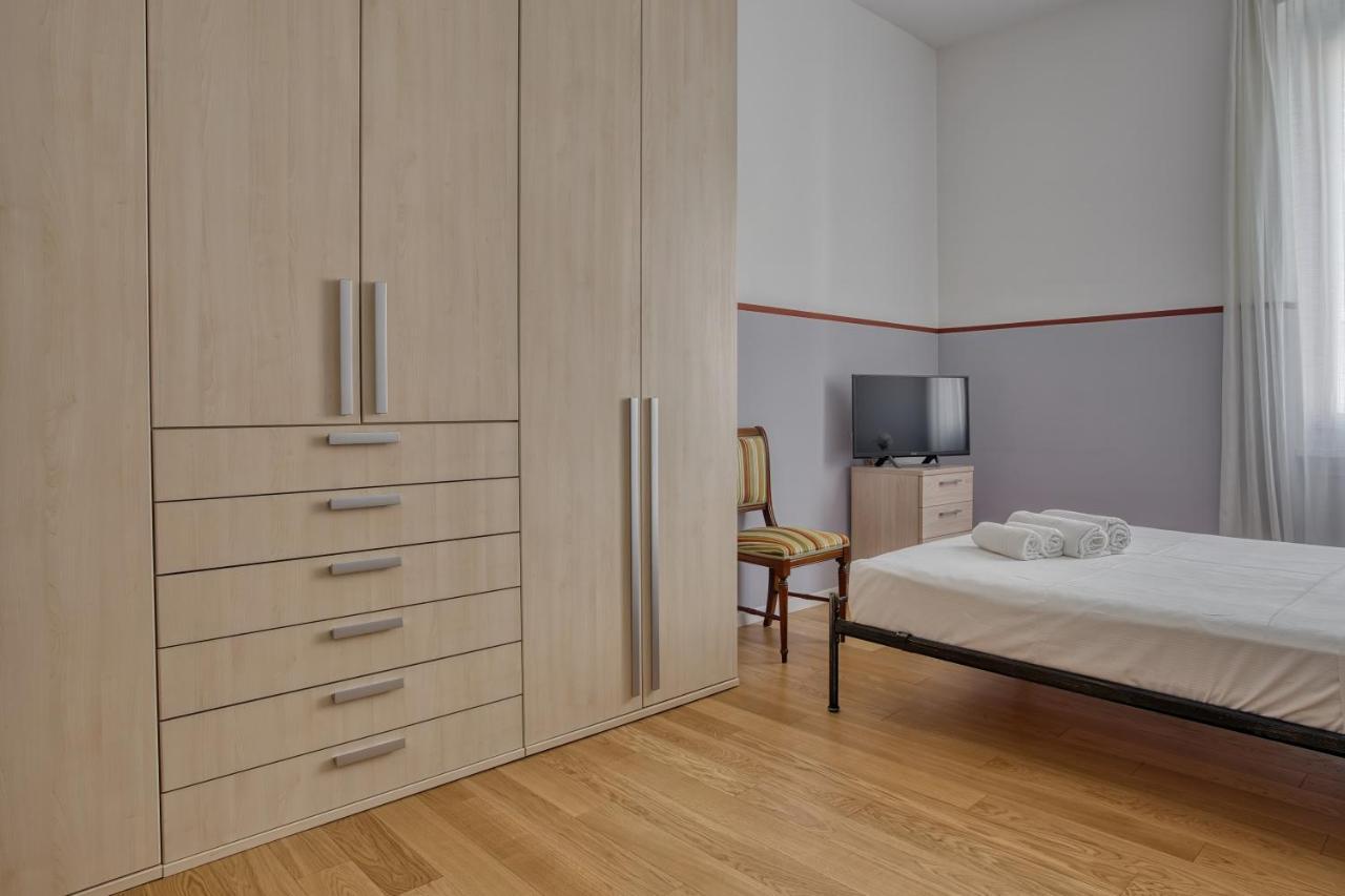 Apartament Joivy Lovely Apt, Easy Access To Centre Mediolan Zewnętrze zdjęcie